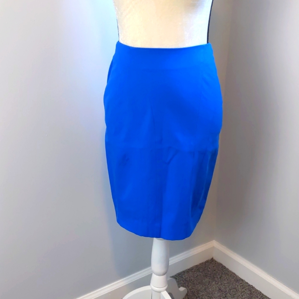 🆕 Banana Republic Stretch Skirt / Royal Blue / Size 0